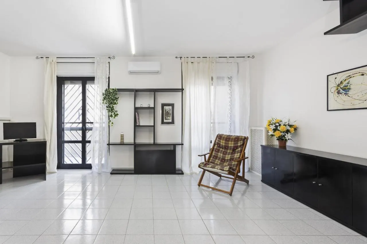 Casa Giovanna By Wonderful Italy 巴里 0*,